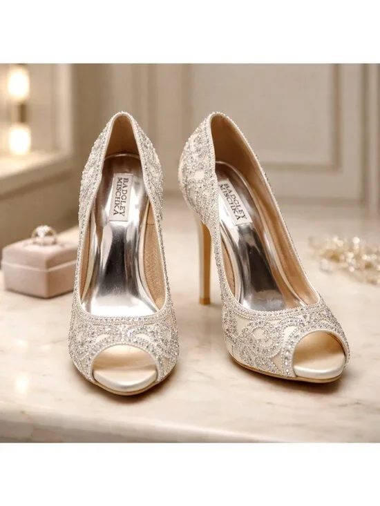 Badgley Mischka Ivory Crystal Embellished Peep Toe Heels Bridal Wedding Pumps - Picture 1 of 4